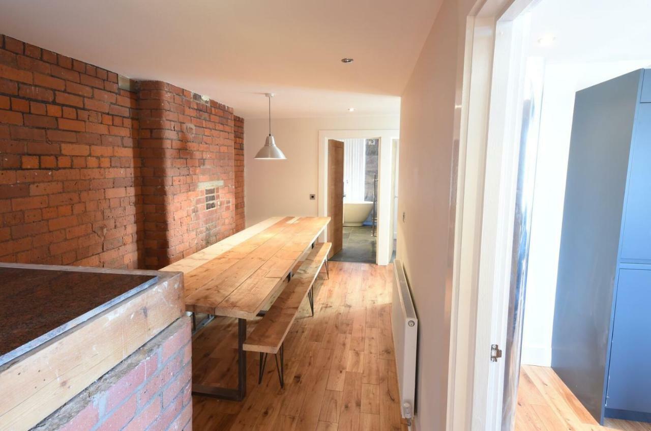 Stunning Penthouse Slps 20 Apartment Manchester Exterior photo