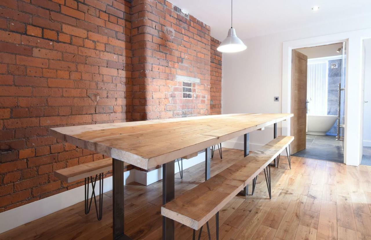 Stunning Penthouse Slps 20 Apartment Manchester Exterior photo